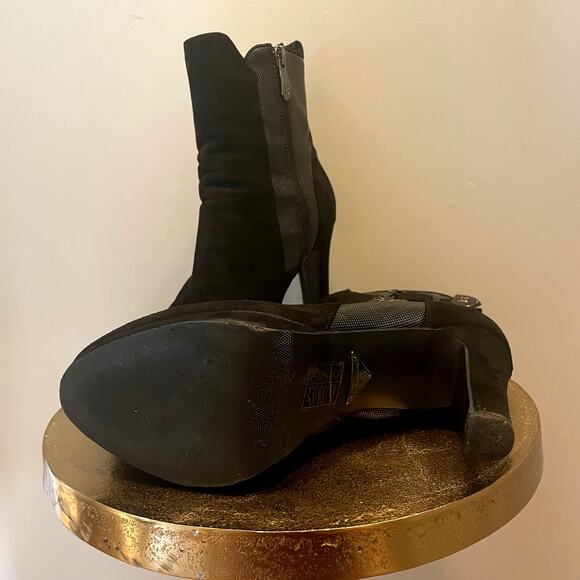 Laura Biagiotti Black Suede Platform Heels Boots | 38, US 7.5, 8 Stilleto Tassel - Picture 6 of 9